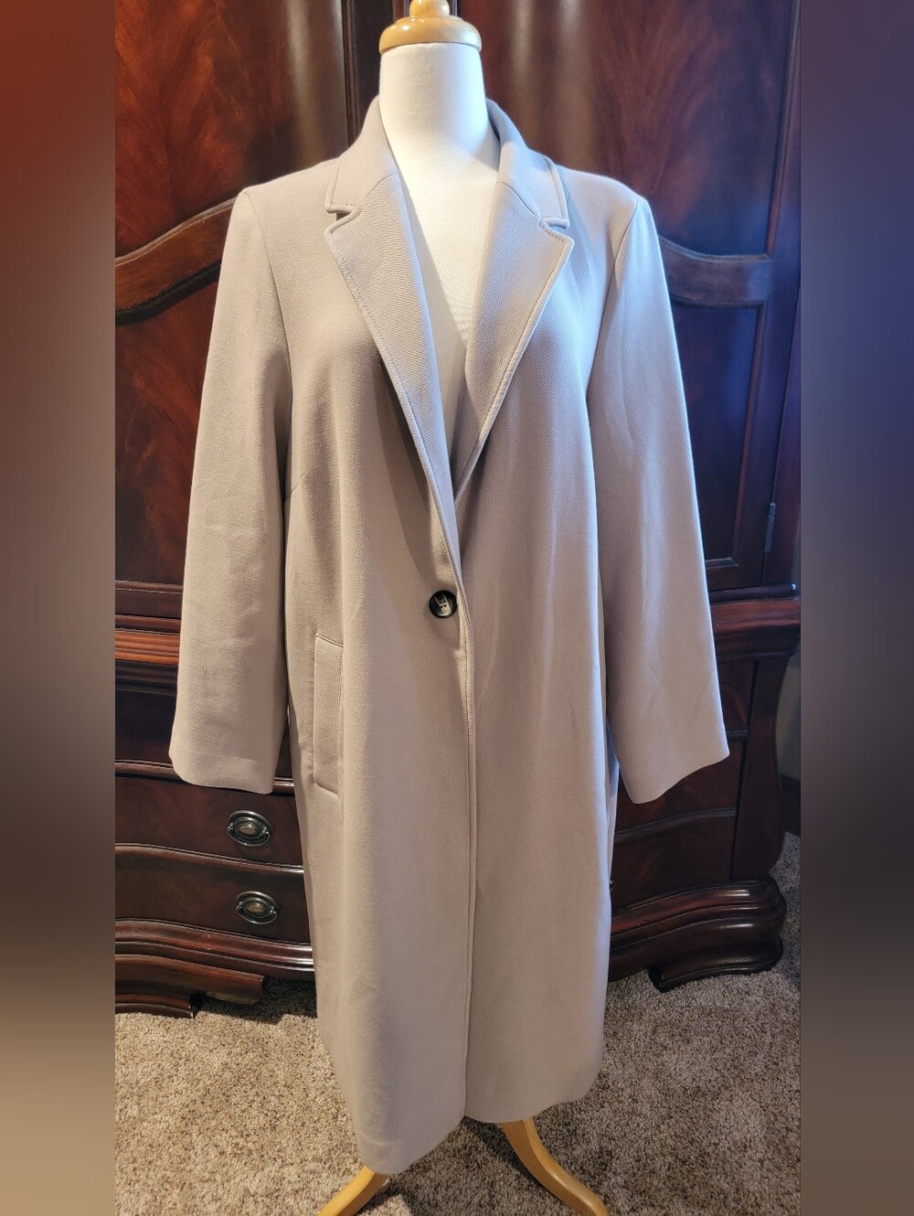 Womens H&M Long Single-Button Coat in Beige Large